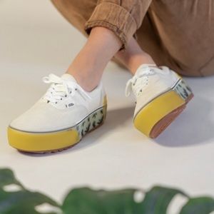 Brand new never worn, ordered the wrong size